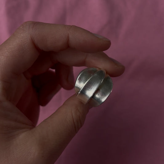 Florentine spoon ring