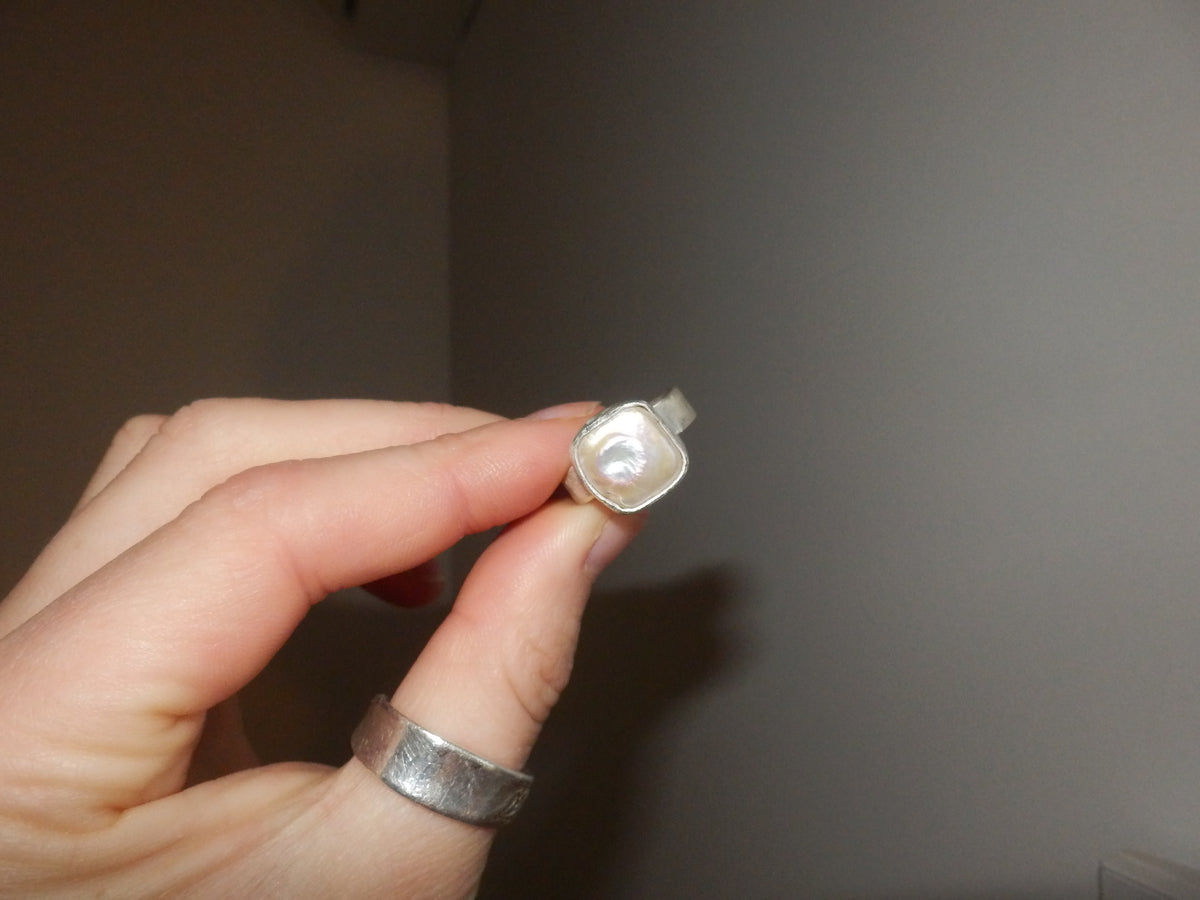 Fresh water pearl