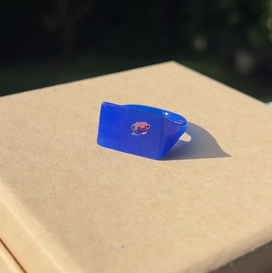 Petal signet